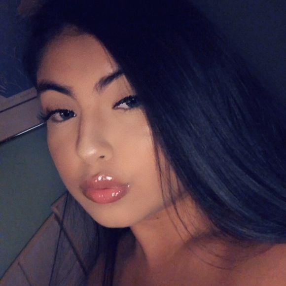 Meet your Posher, Serena - Picture 1 of 1